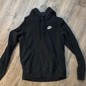 Nike Men's Black Pullover Hoodie